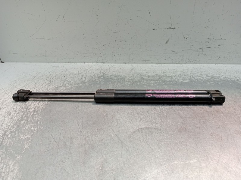 Recambio de amortiguadores maletero / porton para kia stonic (yb) 1.0 t-gdi referencia OEM IAM 81780H8410  