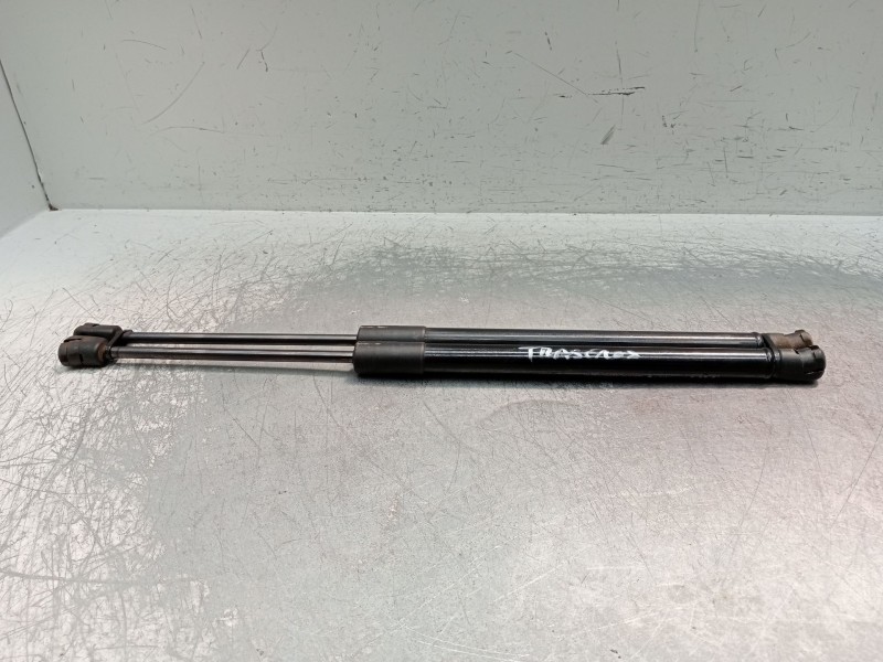 Recambio de amortiguadores maletero / porton para kia stonic (yb) 1.0 t-gdi referencia OEM IAM 81780H8410  