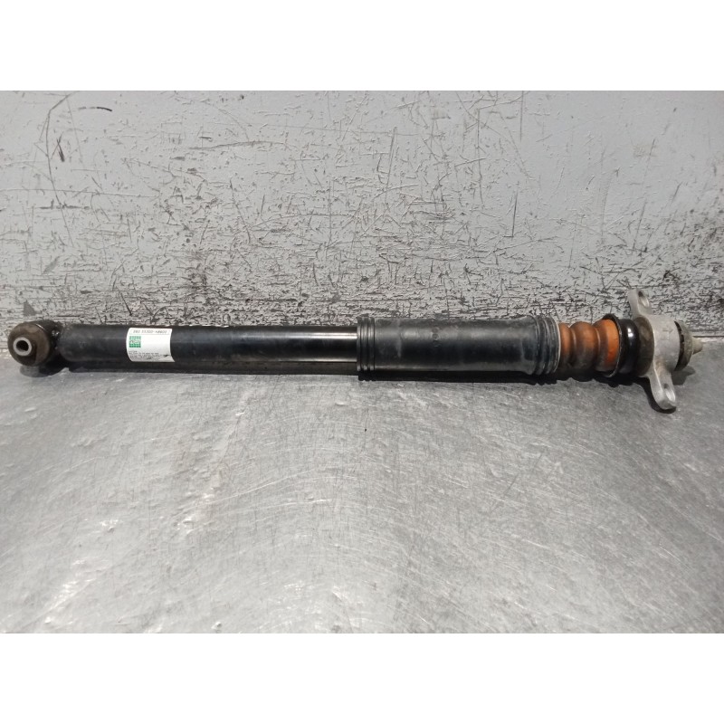 Recambio de amortiguador trasero derecho para kia stonic (yb) 1.0 t-gdi referencia OEM IAM S6055300H8600  