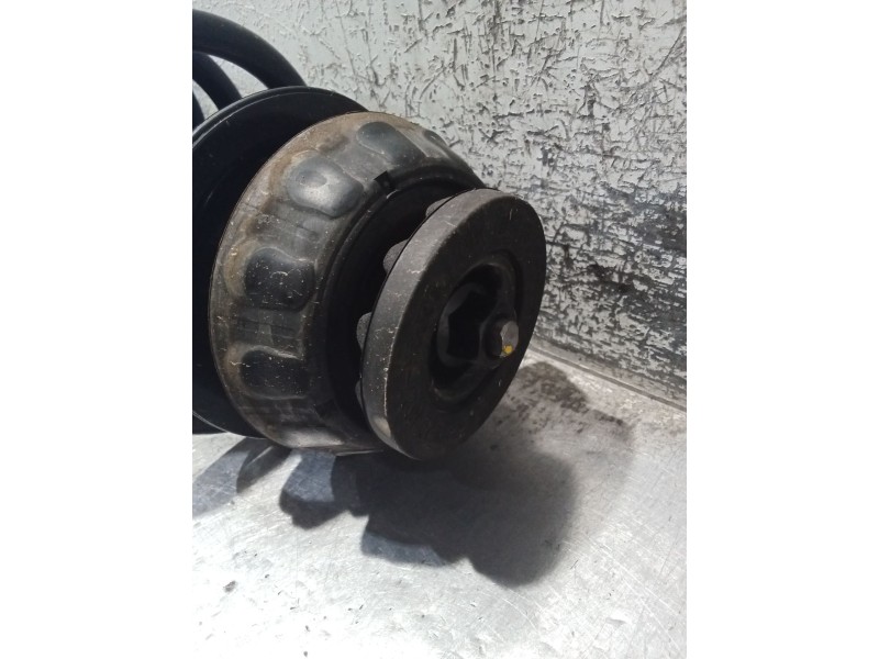 Recambio de amortiguador delantero derecho para kia stonic (yb) 1.0 t-gdi referencia OEM IAM 54660H8600  