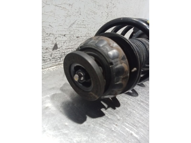 Recambio de amortiguador delantero izquierdo para kia stonic (yb) 1.0 t-gdi referencia OEM IAM 54650H8600  