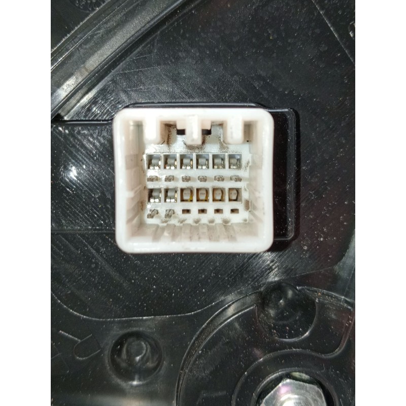 Recambio de retrovisor derecho para kia stonic (yb) 1.0 t-gdi referencia OEM IAM ELECTRICO 1 ENCHUFE 8 PINES 