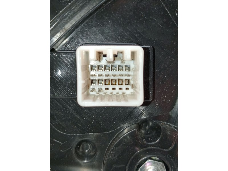 Recambio de retrovisor derecho para kia stonic (yb) 1.0 t-gdi referencia OEM IAM ELECTRICO 1 ENCHUFE 8 PINES 