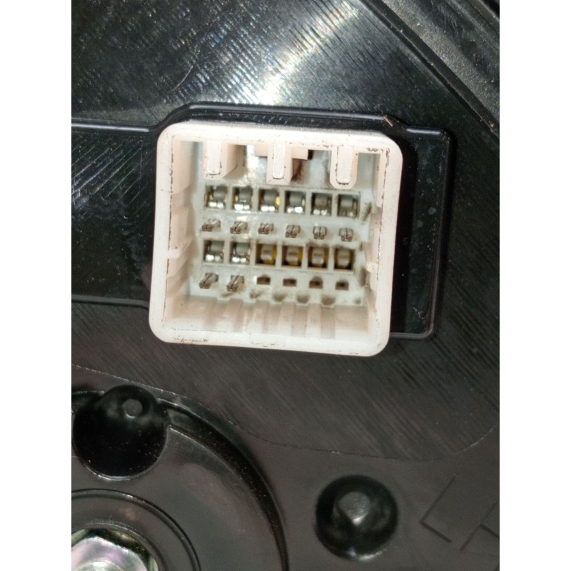 Recambio de retrovisor izquierdo para kia stonic (yb) 1.0 t-gdi referencia OEM IAM ELECTRICO 1 ENCHUFE 8 PINES 