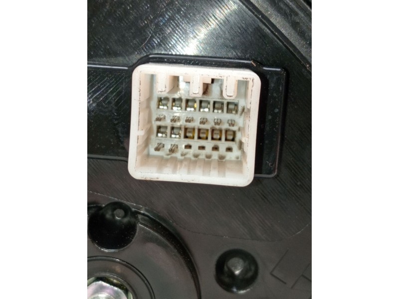 Recambio de retrovisor izquierdo para kia stonic (yb) 1.0 t-gdi referencia OEM IAM ELECTRICO 1 ENCHUFE 8 PINES 