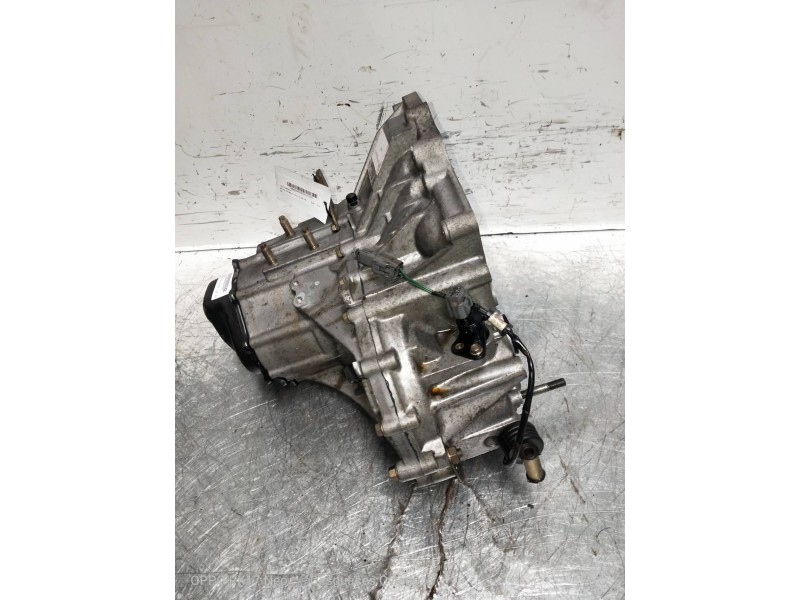 Recambio de caja cambios para mazda premacy (cp) 1.9 16v cat referencia OEM IAM   