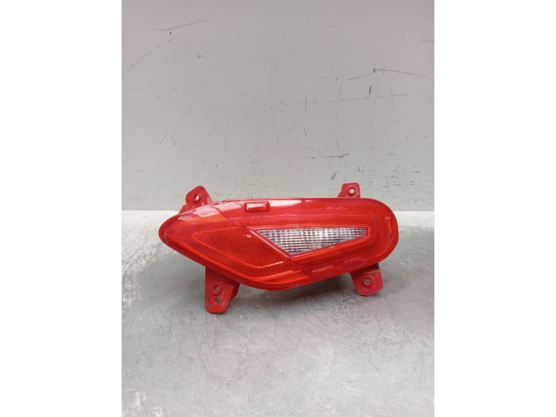 Recambio de piloto trasero derecho paragolpes para kia stonic (yb) 1.0 t-gdi referencia OEM IAM 92406H8  