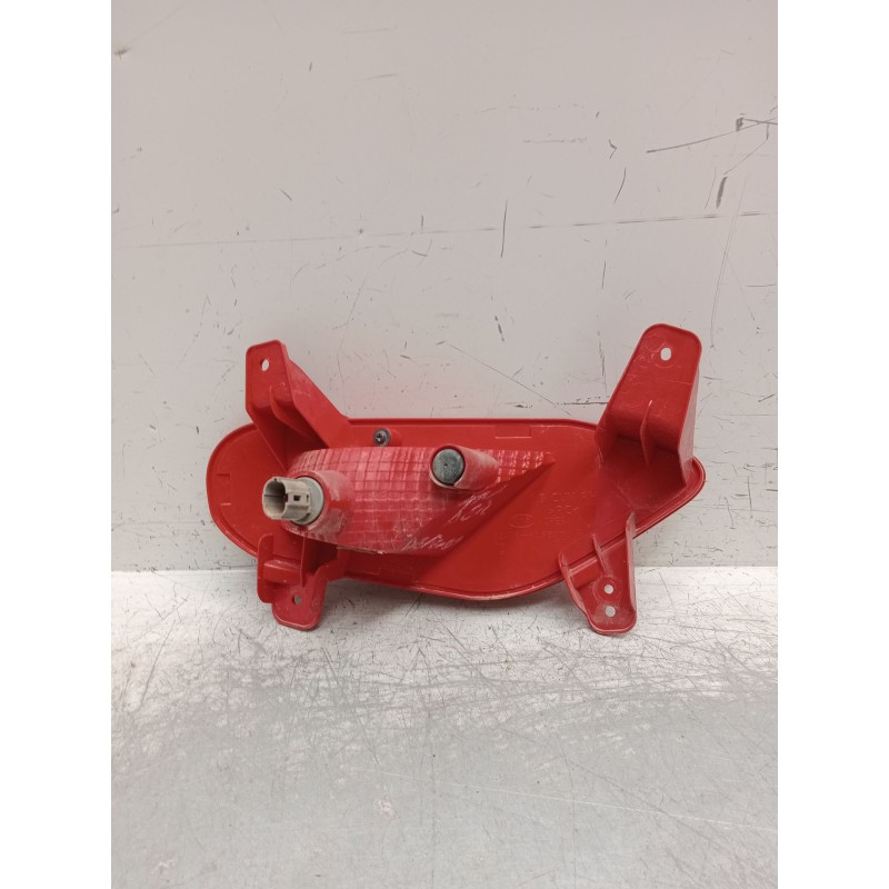 Recambio de piloto trasero derecho paragolpes para kia stonic (yb) 1.0 t-gdi referencia OEM IAM 92406H8  