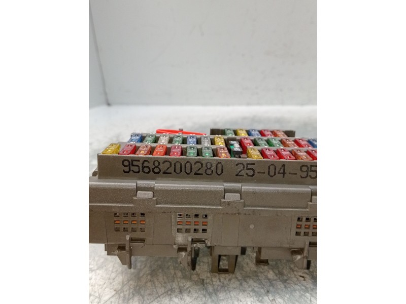 Recambio de caja reles / fusibles para citroën xantia (x1_, x2_) 2.0 i 16v referencia OEM IAM 9568200280  