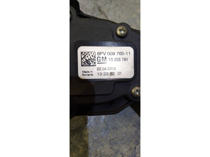 Recambio de potenciometro pedal para opel zafira tourer selective referencia OEM IAM 13253781 6PV00976511 
