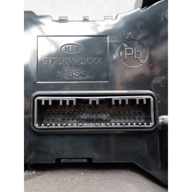 Recambio de mando calefaccion / aire acondicionado para kia stonic (yb) 1.0 t-gdi referencia OEM IAM 97250H8220 C200367560a 