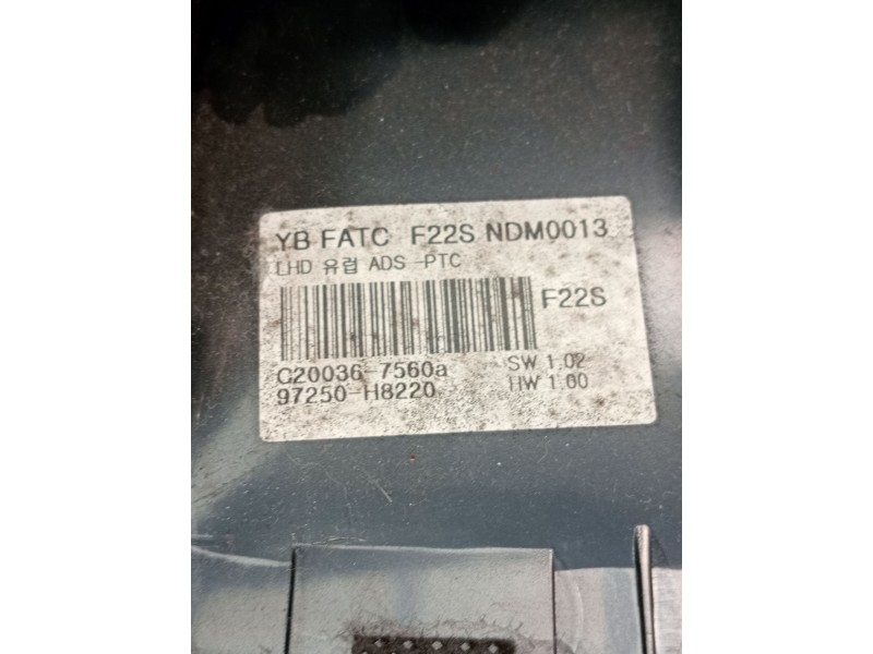Recambio de mando calefaccion / aire acondicionado para kia stonic (yb) 1.0 t-gdi referencia OEM IAM 97250H8220 C200367560a 
