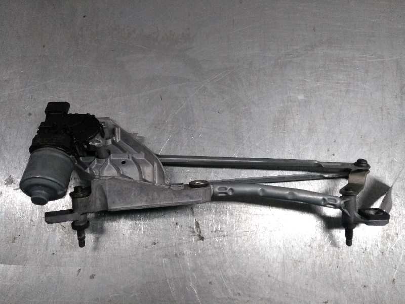 Recambio de motor limpia delantero para ford fiesta (ccn) 1.25 16v cat referencia OEM IAM 0390241574 8A6117B571AB 3397021585 8A6