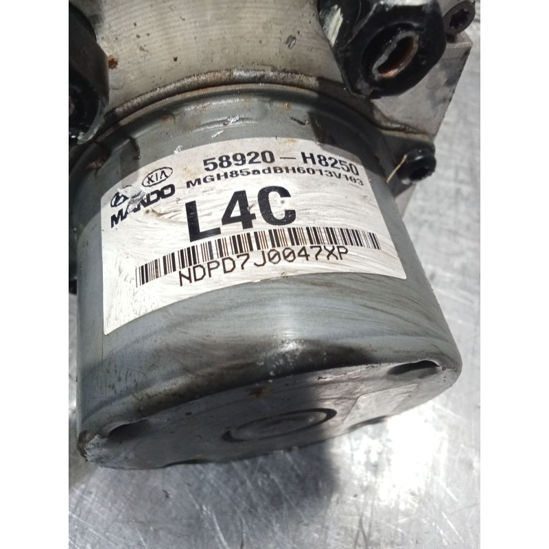Recambio de abs para kia stonic (yb) 1.0 t-gdi referencia OEM IAM 58920H8250 A1002219AEE V12GAH1E1127523 