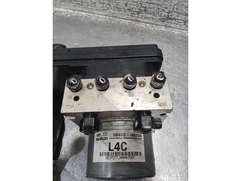 Recambio de abs para kia stonic (yb) 1.0 t-gdi referencia OEM IAM 58920H8250 A1002219AEE V12GAH1E1127523 