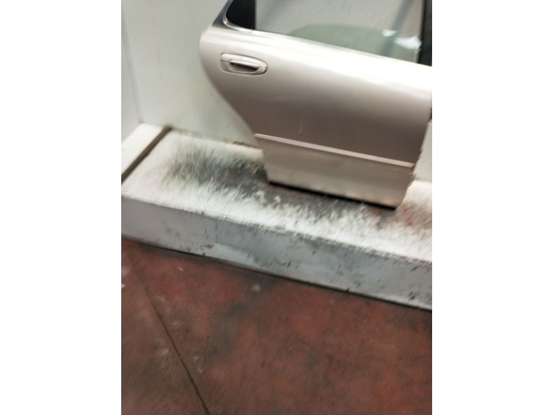 Recambio de puerta trasera derecha para mazda 626 iv hatchback (ge) 2.5 24v (ge5p) referencia OEM IAM  4P 