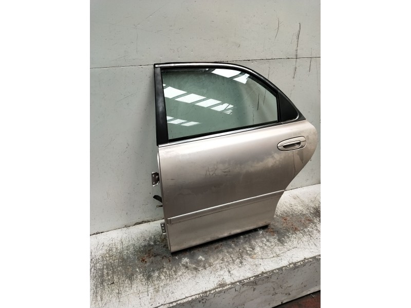 Recambio de puerta trasera izquierda para mazda 626 iv hatchback (ge) 2.5 24v (ge5p) referencia OEM IAM  4P 