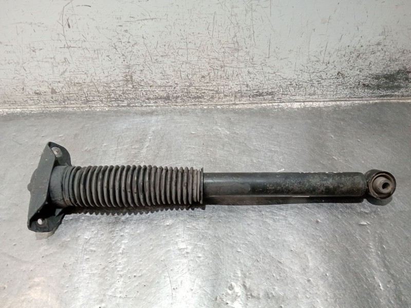 Recambio de amortiguador trasero izquierdo para hyundai tucson (tl, tle) 1.7 crdi referencia OEM IAM D70055300D7000  