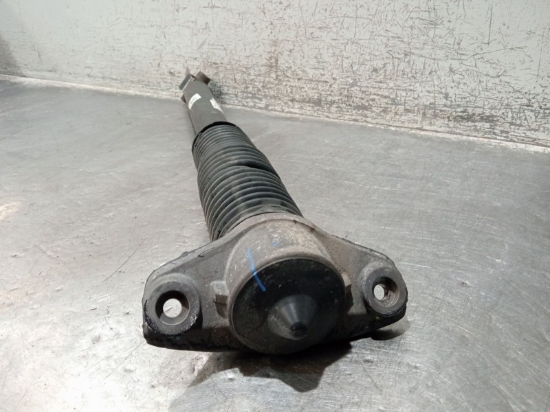 Recambio de amortiguador trasero izquierdo para hyundai tucson (tl, tle) 1.7 crdi referencia OEM IAM D70055300D7000  