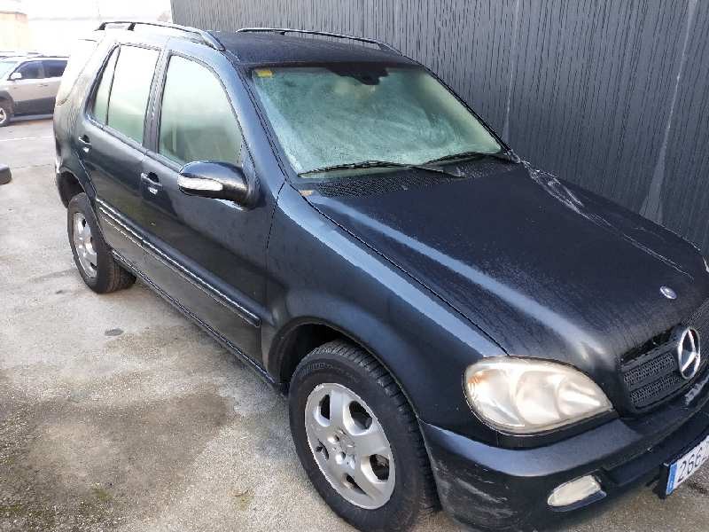 mercedes clase m (w163) del año 2004