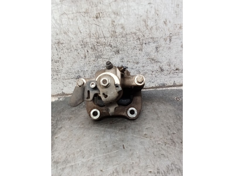 Recambio de pinza freno trasera derecha para renault clio iii (br0/1, cr0/1) 1.5 dci (br0h, cr0h, cr1s, br1s) referencia OEM IAM