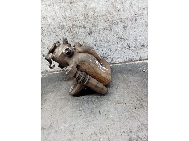 Recambio de pinza freno trasera derecha para renault clio iii (br0/1, cr0/1) 1.5 dci (br0h, cr0h, cr1s, br1s) referencia OEM IAM