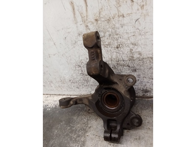 Recambio de mangueta delantera izquierda para renault clio iii (br0/1, cr0/1) 1.5 dci (br0h, cr0h, cr1s, br1s) referencia OEM IA