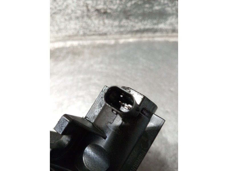 Recambio de valvula aire adicional para bmw serie 3 coupe (e92) 320d referencia OEM IAM 70206301 1174780539101 