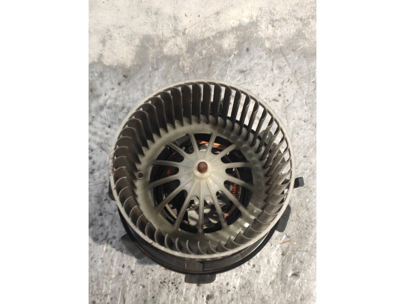 Recambio de motor calefaccion para volkswagen crafter caja cerrada caja cerrada 35 referencia OEM IAM E7169  