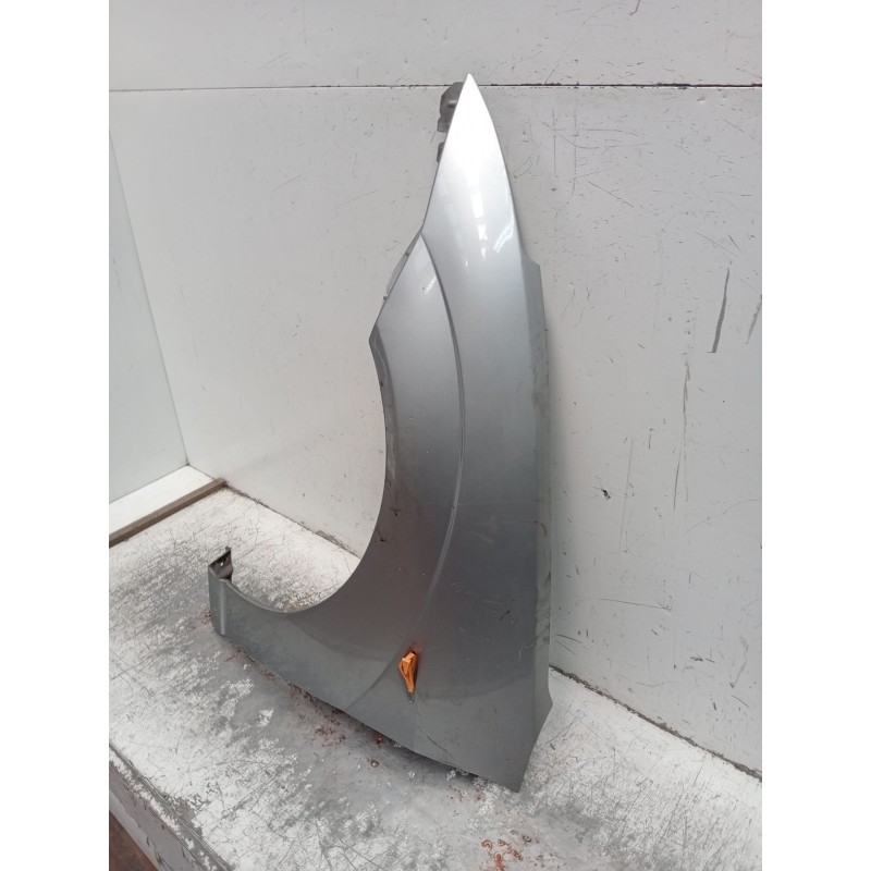 Recambio de aleta delantera izquierda para ford focus i turnier (dnw) 1.8 turbo di / tddi referencia OEM IAM   