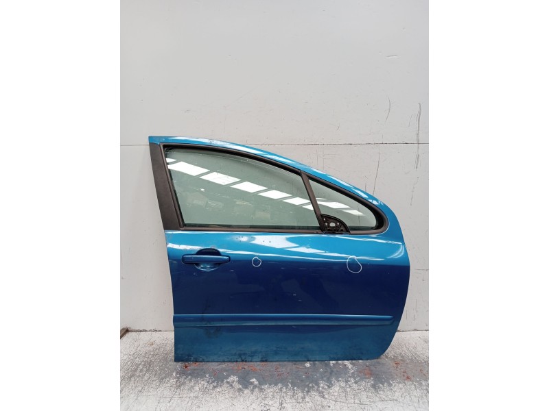 Recambio de puerta delantera derecha para peugeot 307 (3a/c) 2.0 hdi 110 referencia OEM IAM  5P 