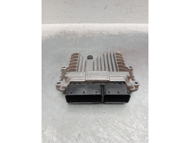 Recambio de centralita motor uce para tata xenon pick-up 2.2 dicor 4x4 referencia OEM IAM 279715209901 28066923 R0412B003A