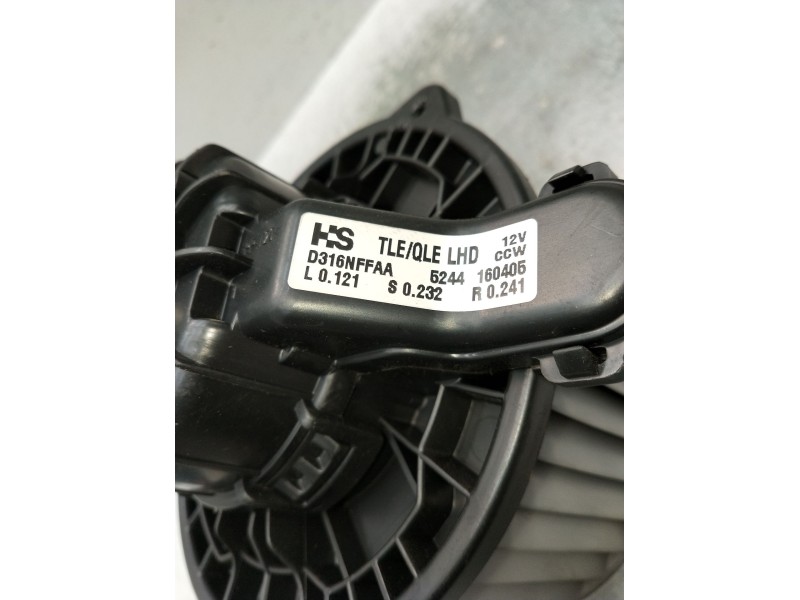 Recambio de motor calefaccion para hyundai tucson (tl, tle) 1.7 crdi referencia OEM IAM 5244160405 D316NFFAA 