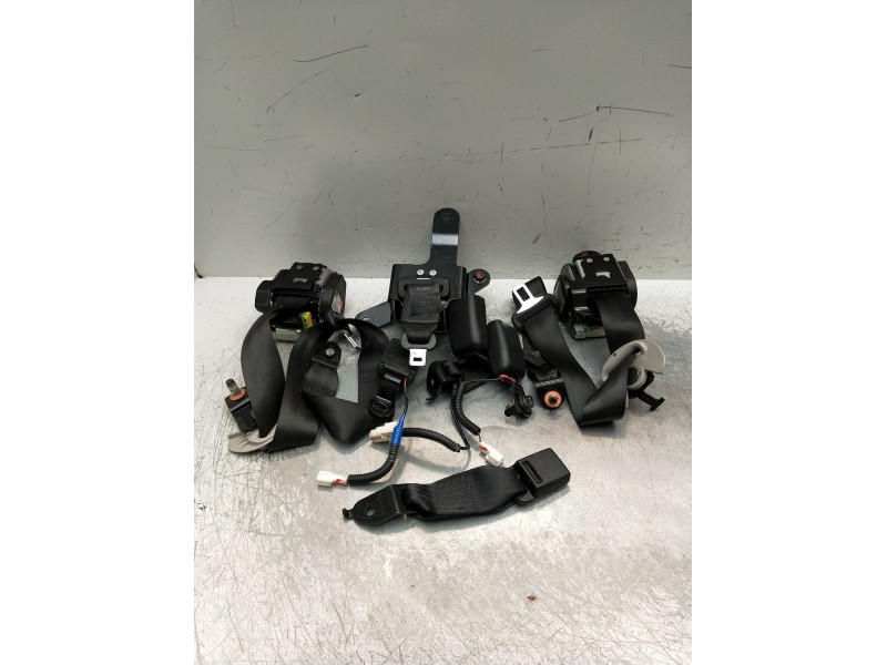 Recambio de juego cinturones trasero para hyundai tucson (tl, tle) 1.7 crdi referencia OEM IAM  5P 