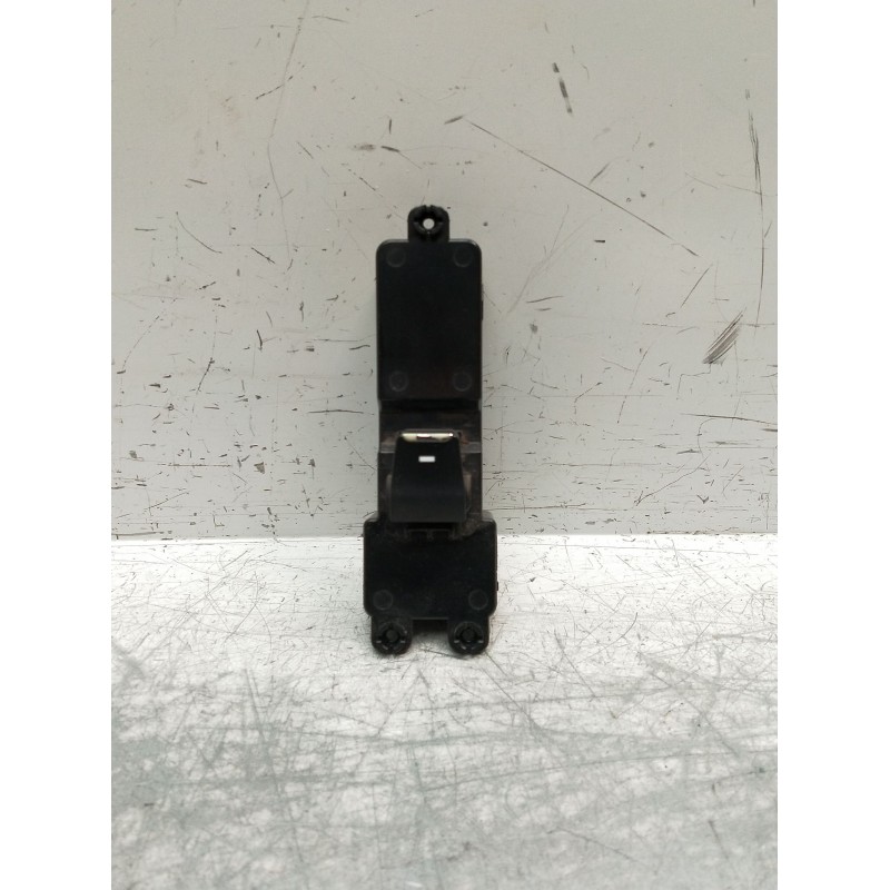 Recambio de mando elevalunas delantero derecho para hyundai tucson (tl, tle) 1.7 crdi referencia OEM IAM 93575D3000 5P 