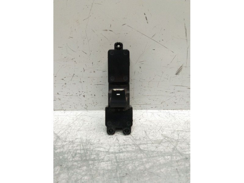 Recambio de mando elevalunas delantero derecho para hyundai tucson (tl, tle) 1.7 crdi referencia OEM IAM 93575D3000 5P 