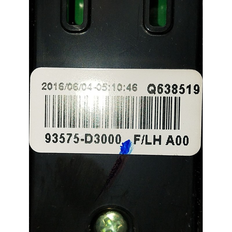 Recambio de mando elevalunas delantero derecho para hyundai tucson (tl, tle) 1.7 crdi referencia OEM IAM 93575D3000 5P 