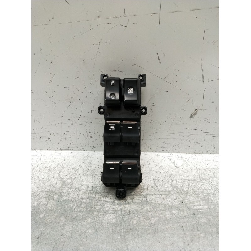 Recambio de mando elevalunas delantero izquierdo para hyundai tucson (tl, tle) 1.7 crdi referencia OEM IAM 93570D3000 5P 
