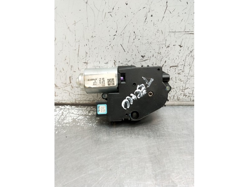 Recambio de motor techo electrico para hyundai tucson (tl, tle) 1.7 crdi referencia OEM IAM 2226114A 13591895 
