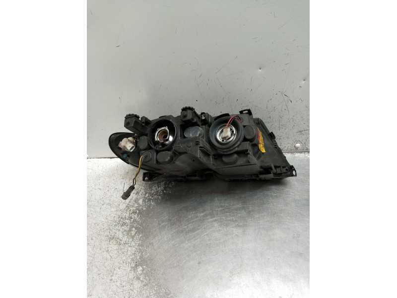 Recambio de faro izquierdo para bmw 3 (e46) 320 d referencia OEM IAM   