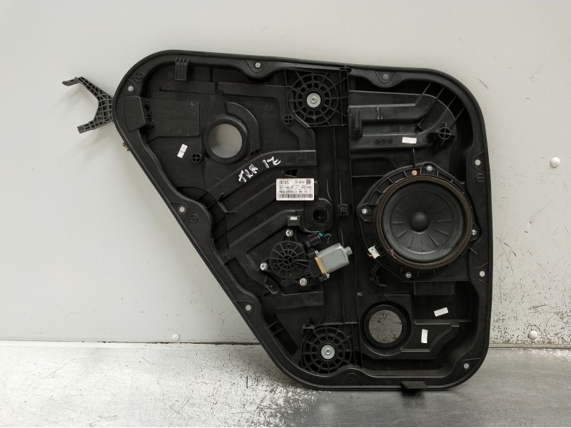 Recambio de elevalunas trasero izquierdo para hyundai tucson (tl, tle) 1.7 crdi referencia OEM IAM 9215000100 5P 5601323 83470D7
