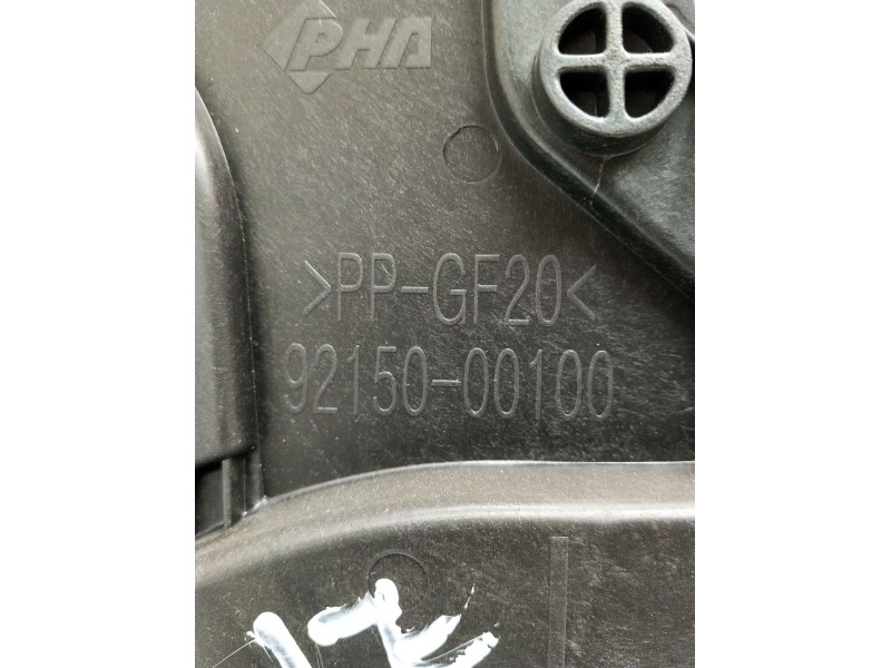 Recambio de elevalunas trasero izquierdo para hyundai tucson (tl, tle) 1.7 crdi referencia OEM IAM 9215000100 5P 5601323 83470D7