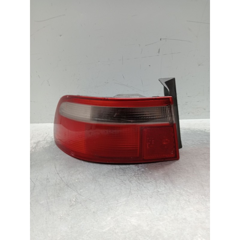 Recambio de piloto trasero izquierdo para honda accord v (cc, cd) 2.0 i (cd4) referencia OEM IAM   