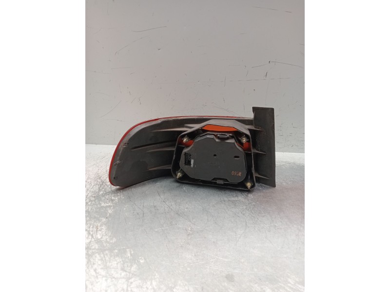 Recambio de piloto trasero derecho para honda accord v (cc, cd) 2.0 i (cd4) referencia OEM IAM   