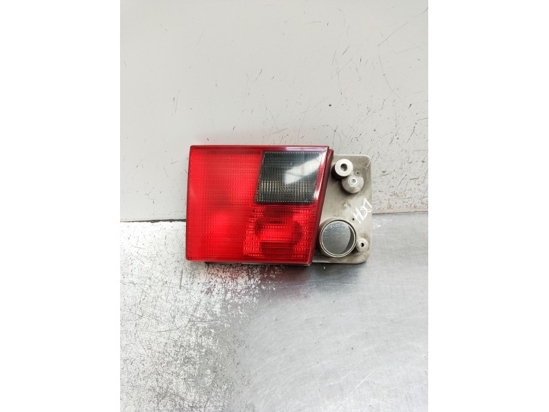 Recambio de piloto trasero derecho interior para audi a6 c4 avant (4a5) 1.9 tdi referencia OEM IAM 4A0945094  