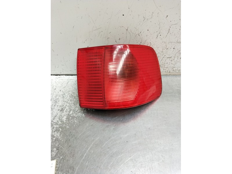 Recambio de piloto trasero derecho para audi a6 c4 avant (4a5) 1.9 tdi referencia OEM IAM   