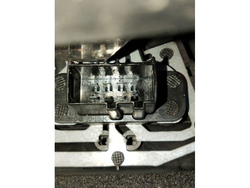 Recambio de piloto trasero izquierdo para bmw 3 (e46) 320 d referencia OEM IAM   