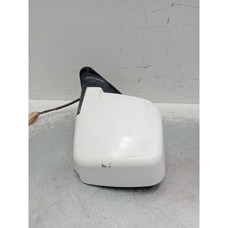 Recambio de retrovisor izquierdo para tata xenon pick-up 2.2 dicor 4x4 referencia OEM IAM ELECTRICO 1 ENCHUFE 5 PINES 