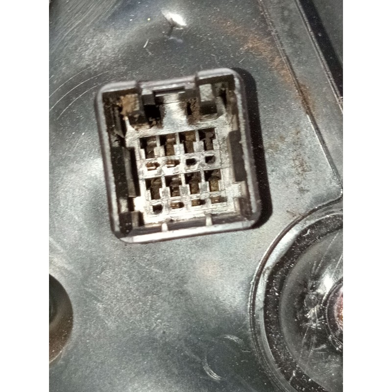 Recambio de retrovisor derecho para kia cerato i hatchback (ld) 1.5 crdi referencia OEM IAM ELECTRICO 1 ENCHUFE 5 PINES 