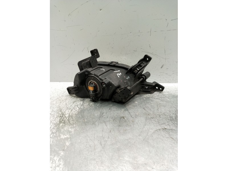 Recambio de faro antiniebla izquierdo para hyundai tucson (tl, tle) 1.7 crdi referencia OEM IAM 92201D7000  
